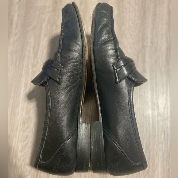 Allen Edmond Men’s Bergamo Loafers Size 9.5 Black Leather Classic Preppy Formal main image 14